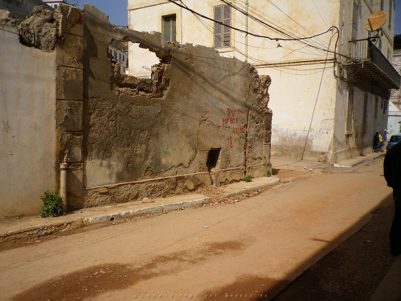 2023 des maisons en ruine.JPG